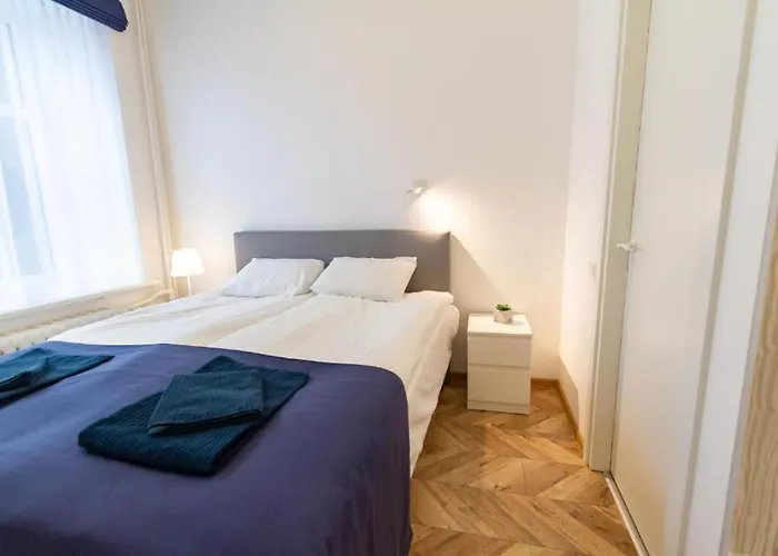 Hot Spot Apartments! *